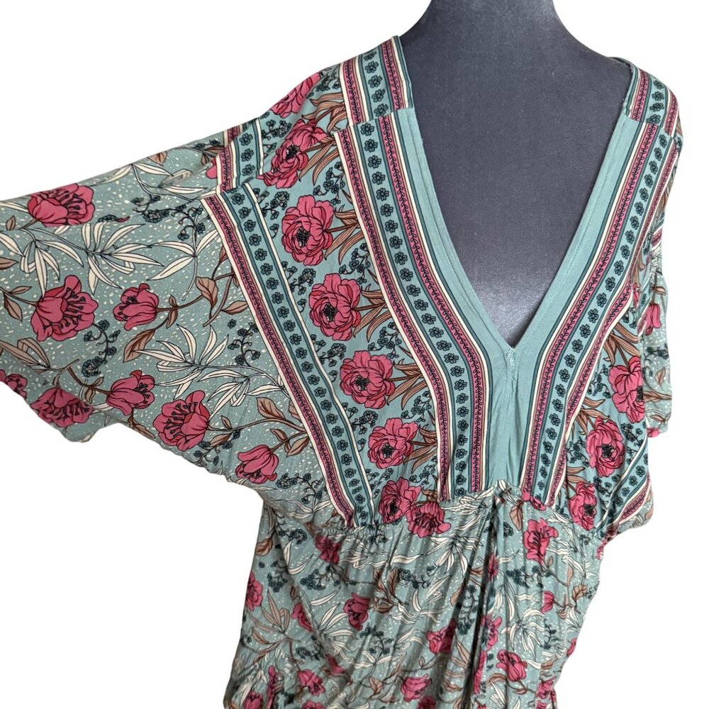Blush BJ Floral Kimono Dress With V-Neck & Ruffled Hem - Picture 3 of 8